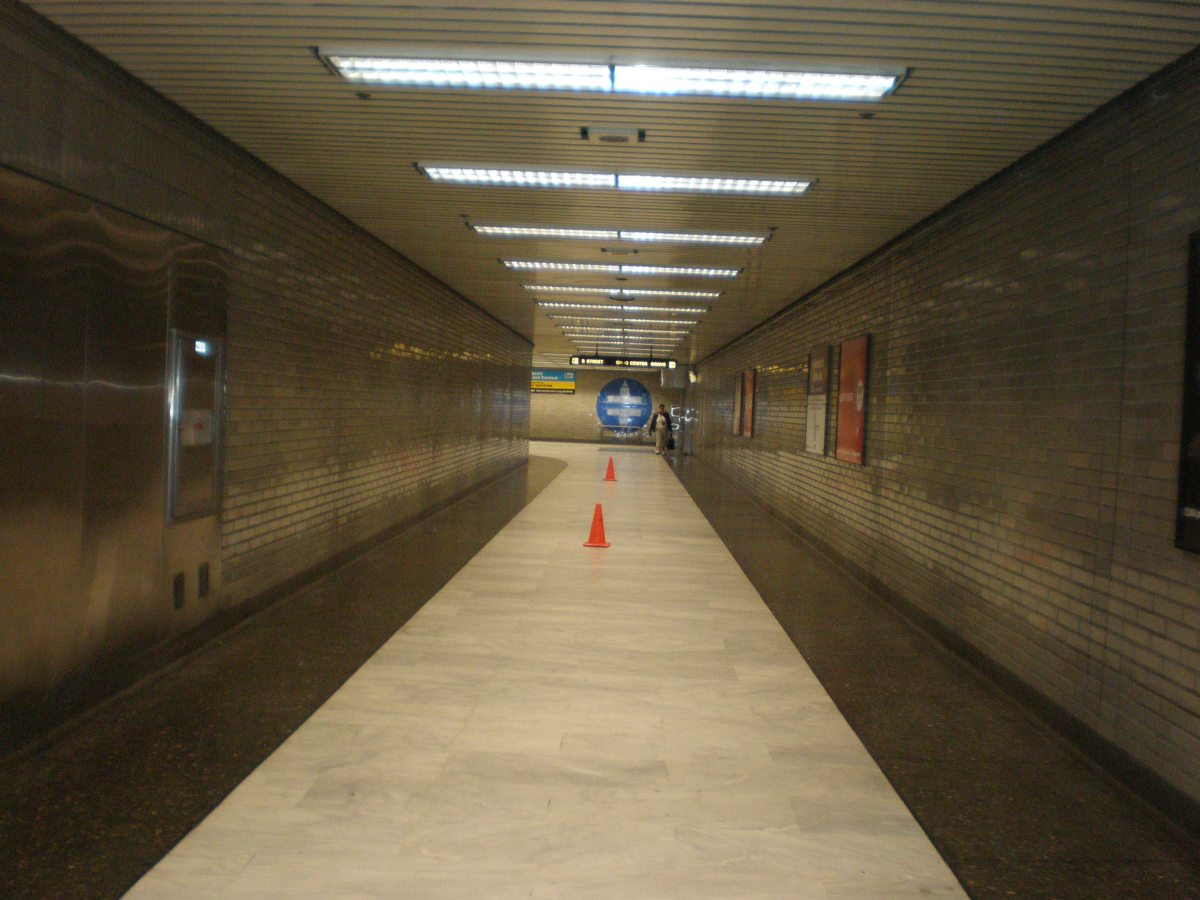 Video Shows Drug Users Overtaking San Francisco BART&nbsp;Station