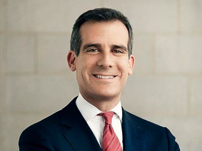 VIDEO: Fireworks Across Los Angeles Despite Eric Garcetti Prohibiting Fireworks&nbsp;Displays