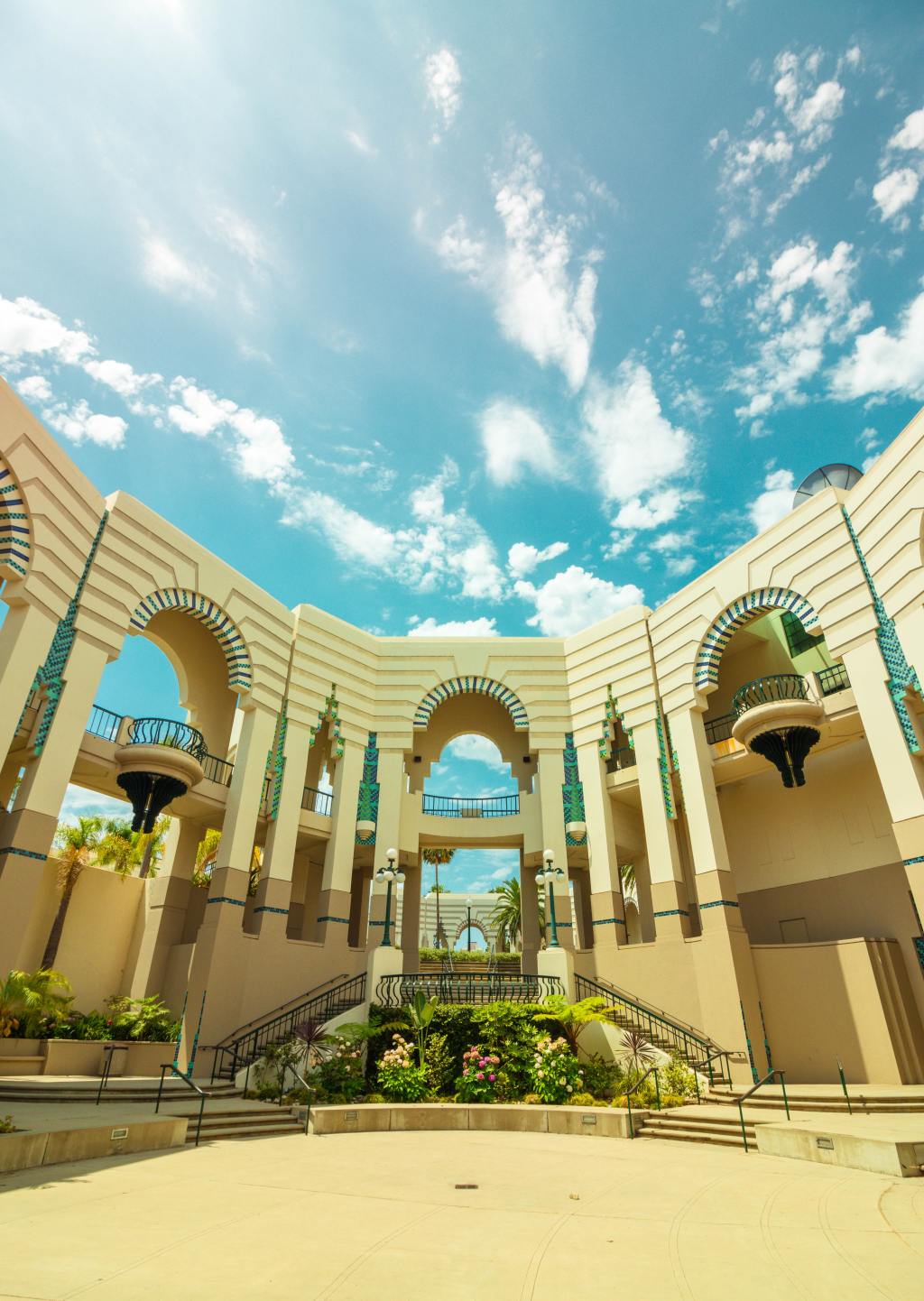 Beverly Hills City Council Unanimously Opposes LA County’s Outdoor Dining&nbsp;Ban